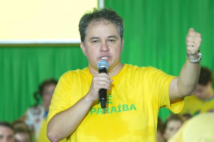 PL lança Efraim Filho como candidato ao governo da Paraíba