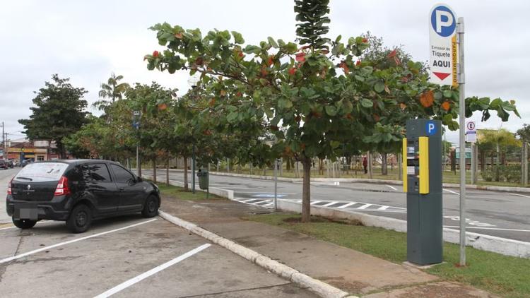 Fim dos parquímetros: Jacareí terá zona azul gratuita por até 60 dias durante troca de sistema