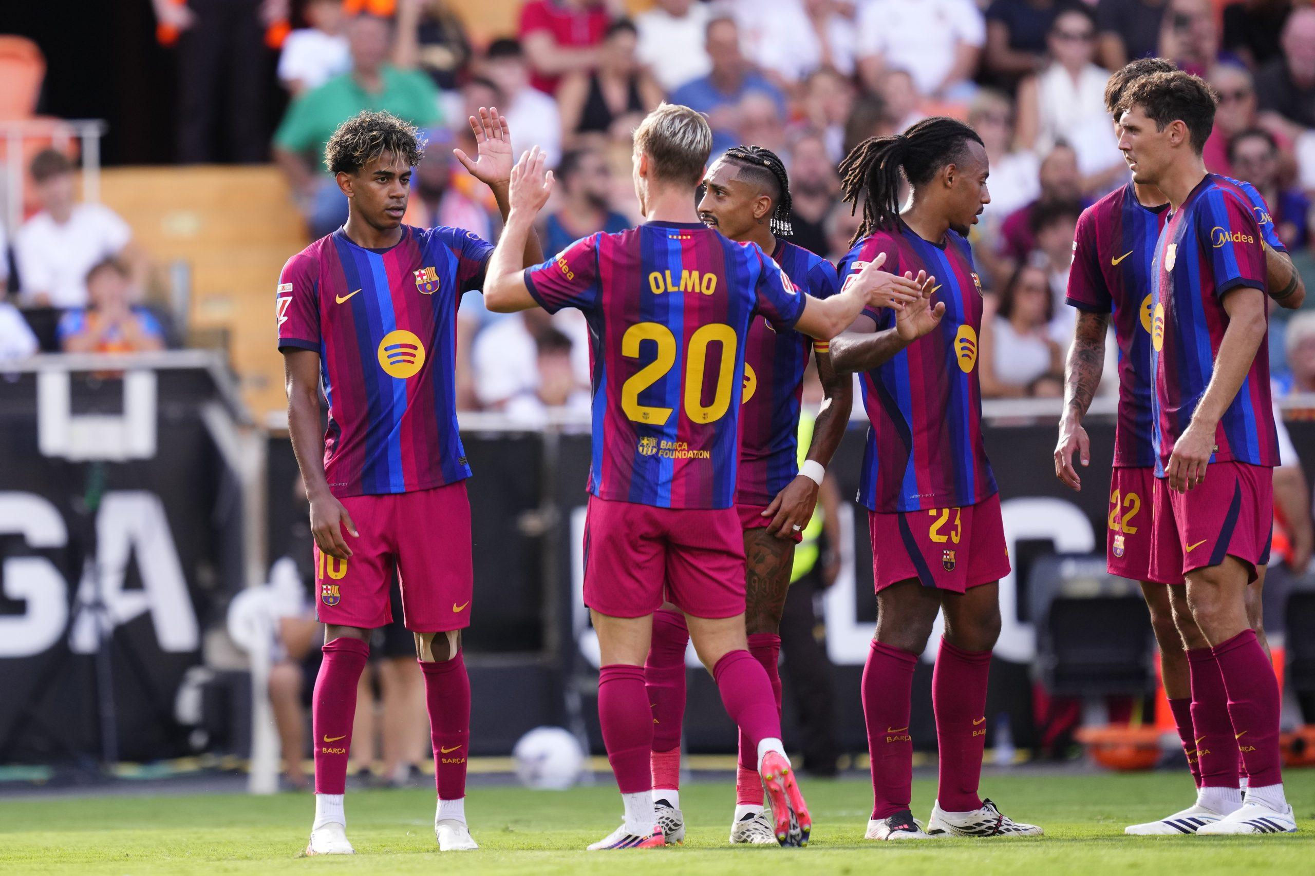 Le Barça écrase Valence et profite de la défaite du Real Madrid