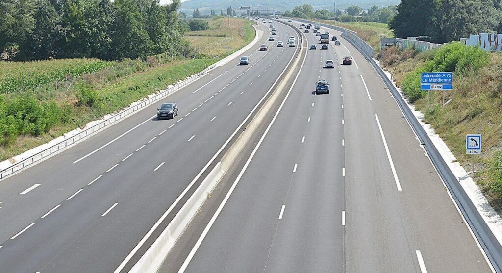 Hérault / Neige et verglas : circulation déconseillée sur l’autoroute A75