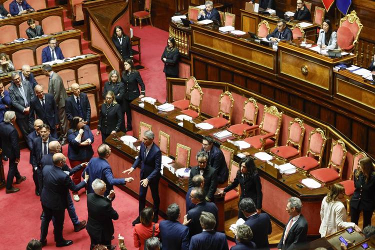 Scintille in Senato sulla governance Rai. Botta e risposta tra le opposizioni e la vicepresidente Ronzulli
