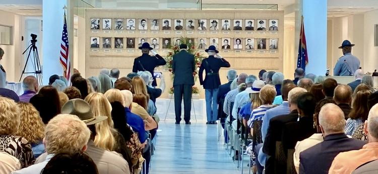 Fallen Mississippi law enforcement officers honored in annual candlelight vigil
