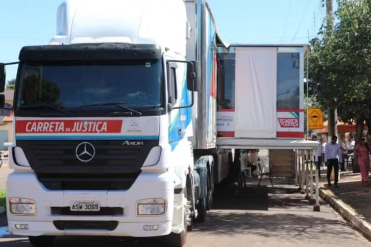 Carreta da Justiça leva atendimento jurídico gratuito a Juti e Laguna Carapã em agosto