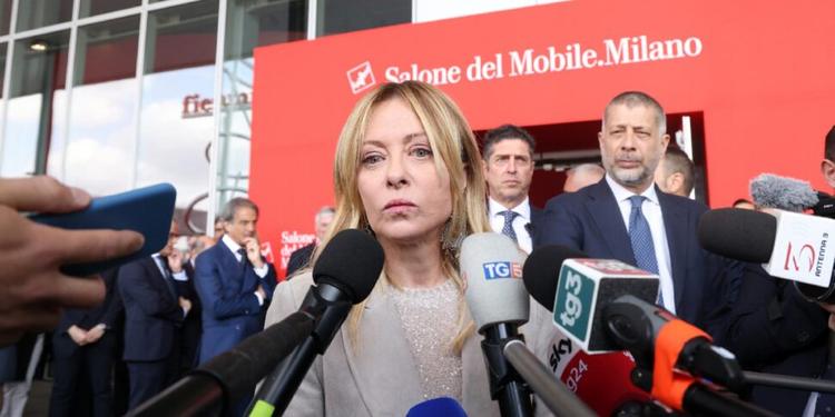 L'Italia resta nella procedura Ue. La rabbia di Meloni: deficit al 3,1%