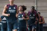 Mbappé, Diomande, Cucurella y Bellingham se estrenan en una convocatoria con Mourinho