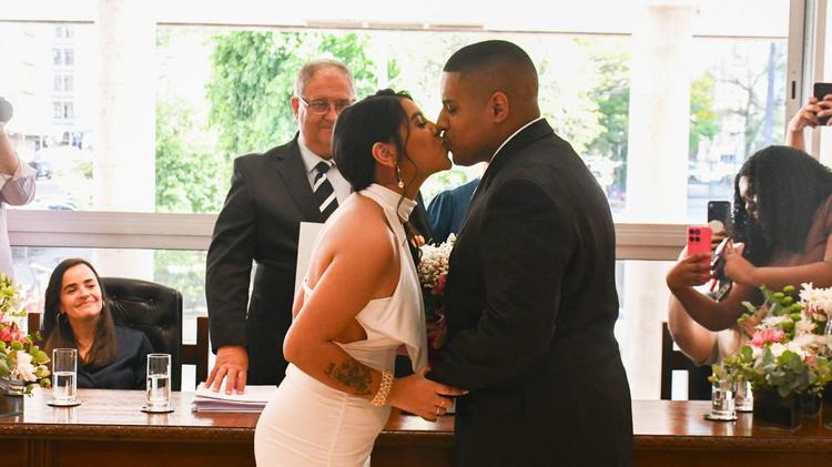 Casamento está caro? Cerimônia coletiva gratuita está com inscrições abertas em Porto Alegre