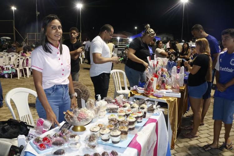 Prefeitura de Montes Claros leva internet gratuita para feira popular