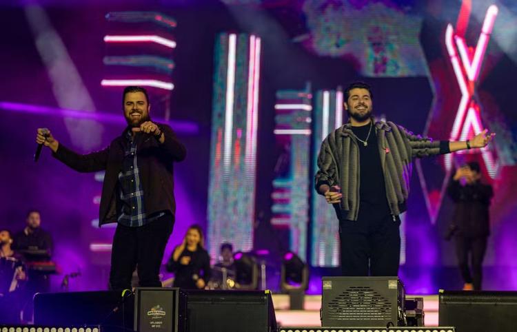 Zé Neto e Cristiano apostam em trecho em inglês em nova música: 'Acabamos nos empolgando'