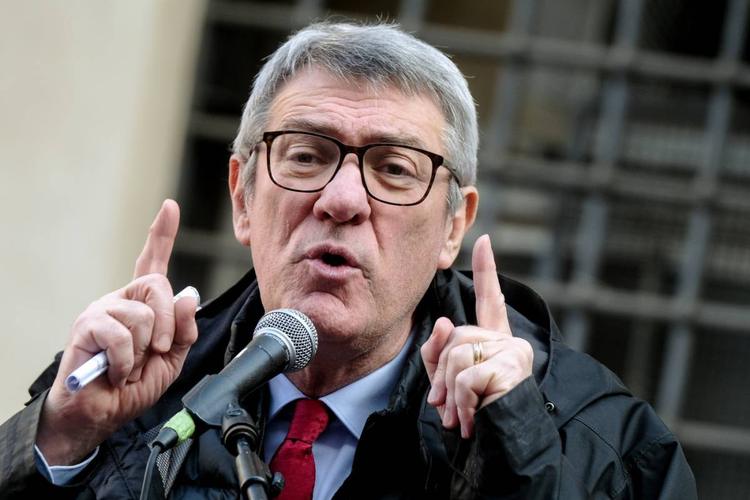 La Cgil "scarica" il salario minimo e apre al governo