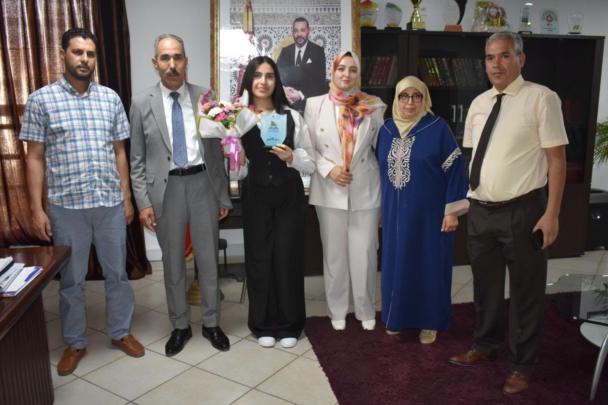تنظيم استقبال لتلميذتين حاصلتين على أعلى معدلين في امتحانات البكالوريا بمكناس