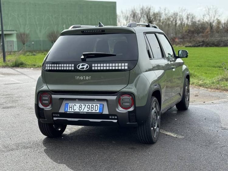 Hyundai Inster Cross: tutte le foto 7