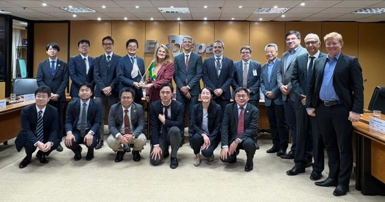 Brasil e Japão encerram projeto de agricultura digital e ampliam cooperação no agro