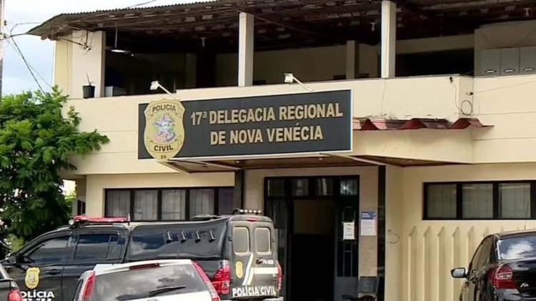 Suspeita de matar homem a facadas e construir álibi falso se entrega à polícia e é presa no ES