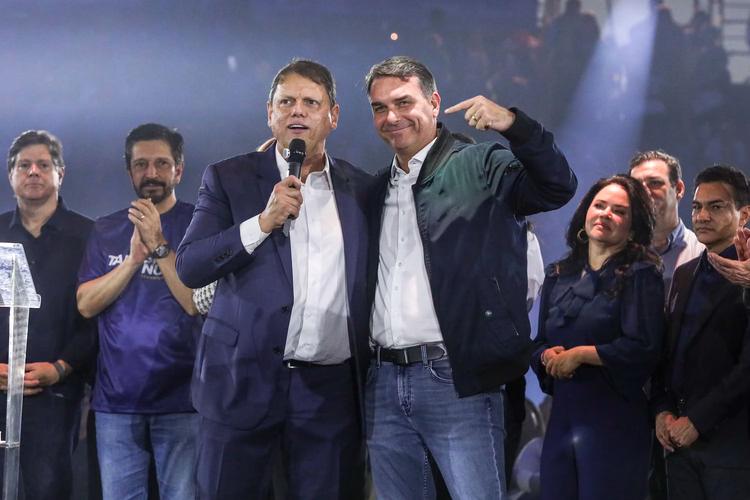 Republicanos oficializa Tarcísio na disputa à reeleição em São Paulo