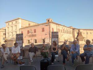 Vent’anni de L’extra: online l’incontro che racconta la storia del giornale e di Tarquinia