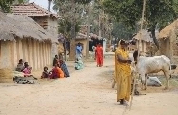 Família cristã tem casa destruída, água e luz cortadas por não negar Jesus na Índia