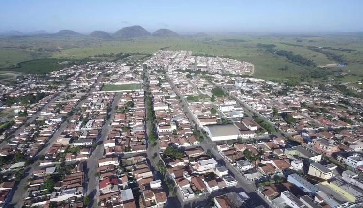 Mulher morta é encontrada sentada dentro de geladeira e em estado de decomposição no ES