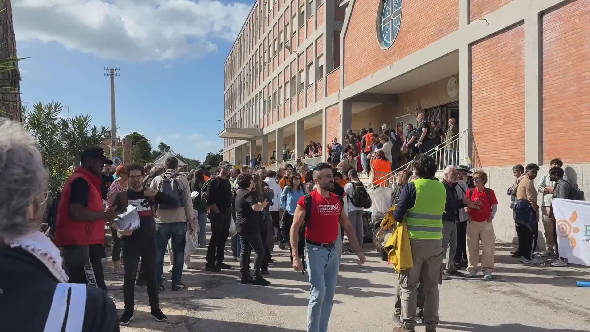 Castel Volturno, protesta contro CPR. Presidente Fico: “Ci opporremo con ogni strumento possibile”