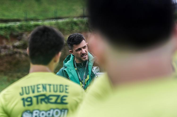 Barbieri aguarda recuperação de Mandaca e Juventude terá mudanças diante do São Bernardo