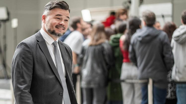 Rufián y Oltra se unen para explorar alianzas mientras la izquierda sigue sin encontrar a su líder