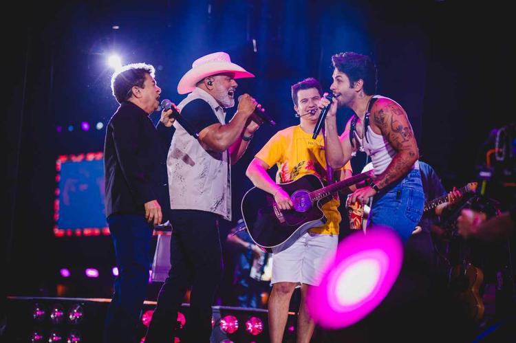 Hugo e Guilherme, com No Pelo 360, reúnem mais de 30 mil pessoas e transformam o Serra Dourada em espetáculo histórico em Goiânia