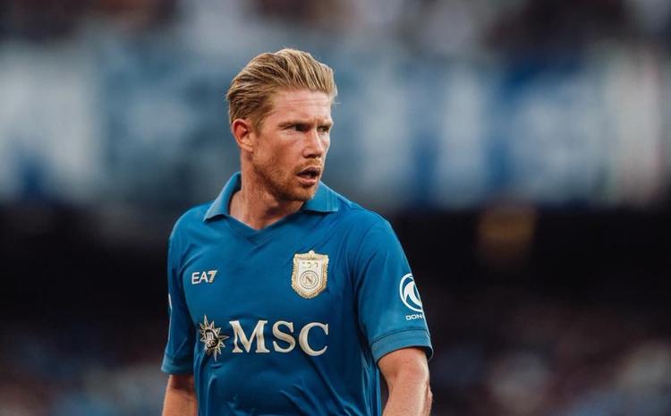 Il Mattino – De Bruyne non ha bisogno di una piroetta per prendersi la scena, gli basta essere sé stesso: un leader silenzioso