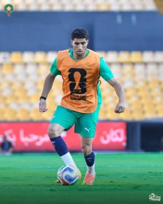 المنتخب الوطني يواصل استعداداته للقاء هولندا