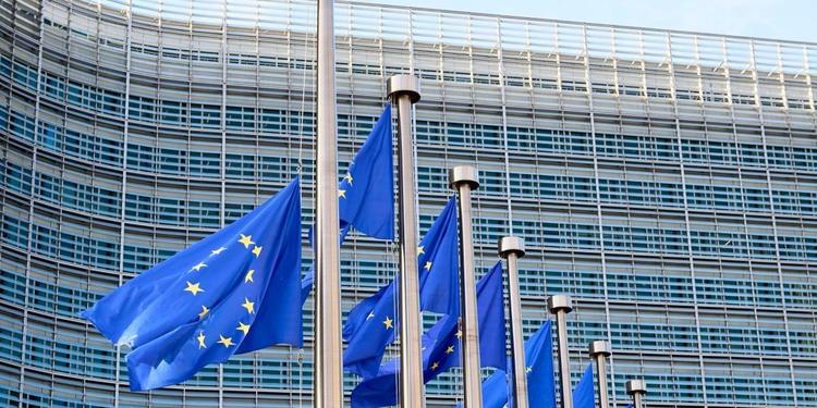 Le prossime elezioni e il rischio dell'onda nera in Ue: il 2027 sarà un banco di prova per gli europeisti