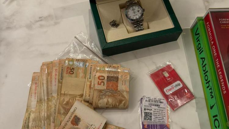 Operação em quatro estados prende suspeitos de esquema de golpes com falsos anúncios para alistamento militar e concurso do INSS