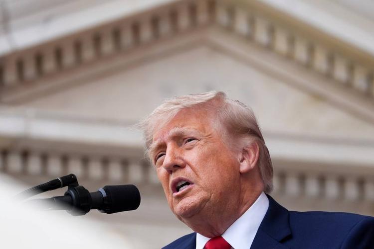 Trump: "Revocheremo blocco di Hormuz e distruggeremo uranio con Teheran e Aiea". L'Iran smentisce: "Nessun accordo definitivo"