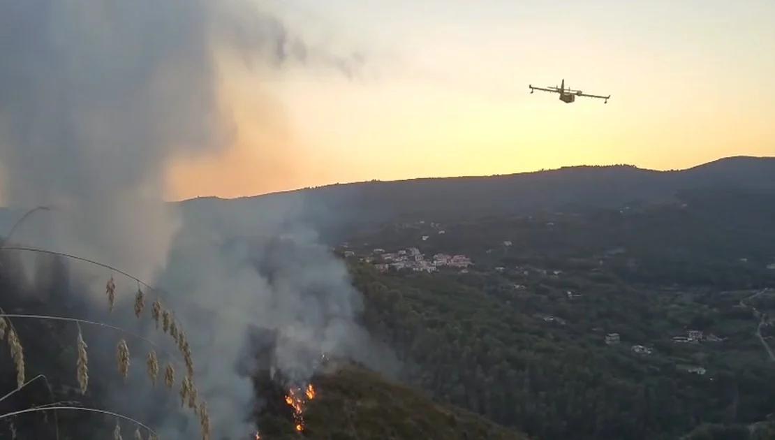 Emergenza incendi nel Cilento: paura a Lentiscosa, roghi anche ad Agropoli