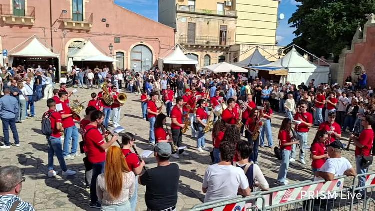 34^ Sagra della Mostarda e del Ficodindia. 9 - 10 - 11 / 16 - 17 - 18 Ottobre 2026 Militello in Val di Catania Domenica...