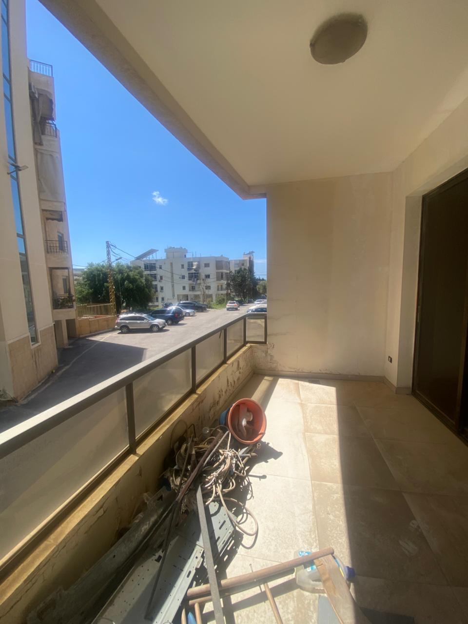 For Sale: Apartment in Dbayeh