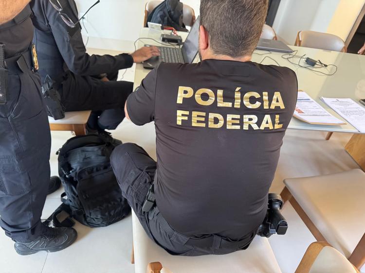 Polícia Federal cumpre mandado em operação contra crimes de abuso sexual infantojuvenil em Montes Claros