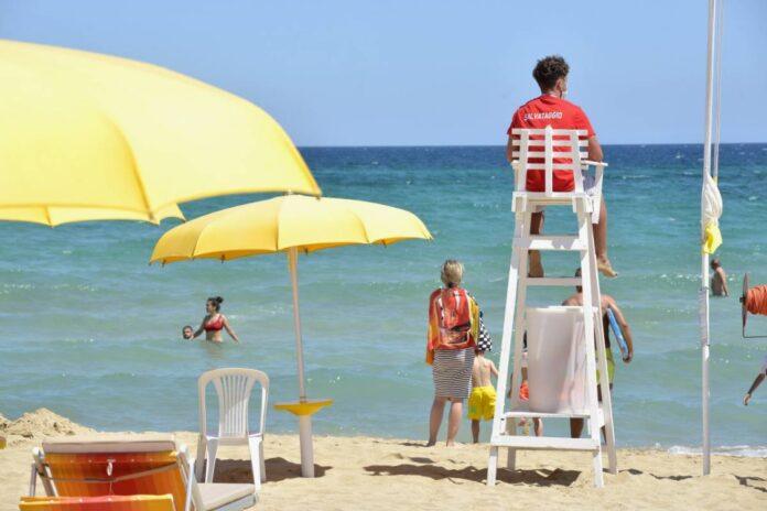 Approvato il servizio di vigilanza e salvataggio sulle spiagge libere per la stagione balneare 2026