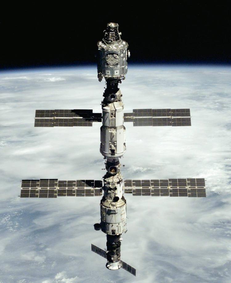 Stazione Spaziale Internazionale, c'è una perdita d'aria nel modulo russo, astronauti pronti all’evacuazione