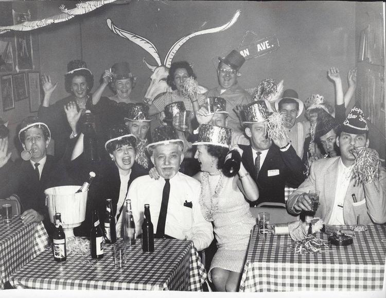 Chicago Legend and Billy Goat Tavern Owner Sam Sianis Dies