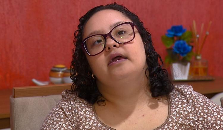 'Nós merecemos espaço': formada em RH e desempregada, jovem com deficiência cobra oportunidades