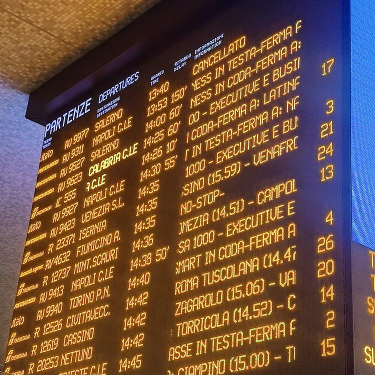Treni, danni sulla linea Alta velocità Napoli-Roma, circolazione di nuovo regolare
