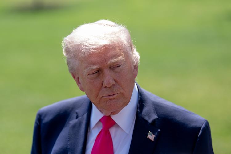 Trump diz que análise sobre óvnis revelou documentos 'interessantes'