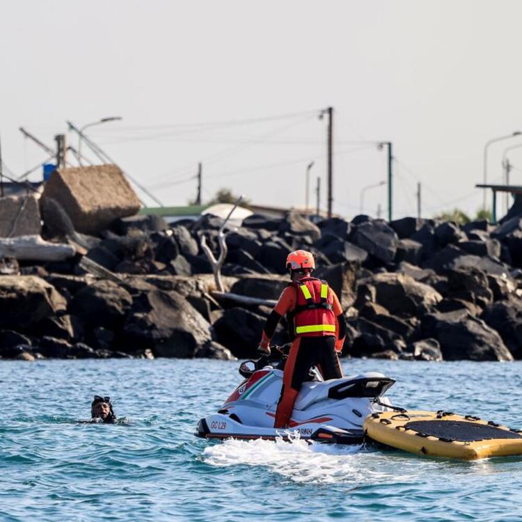 Mare mosso in Liguria, un morto e un disperso