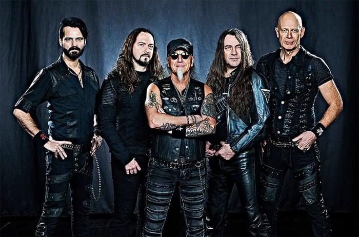 Ex-Megadeth assume temporariamente a função de baterista do Accept