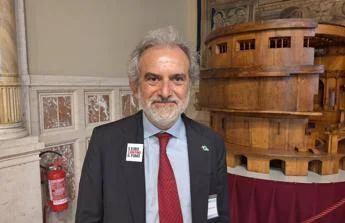 Perrone (Fondazione Aiom), 'screening e rincaro sigarette contro il cancro'