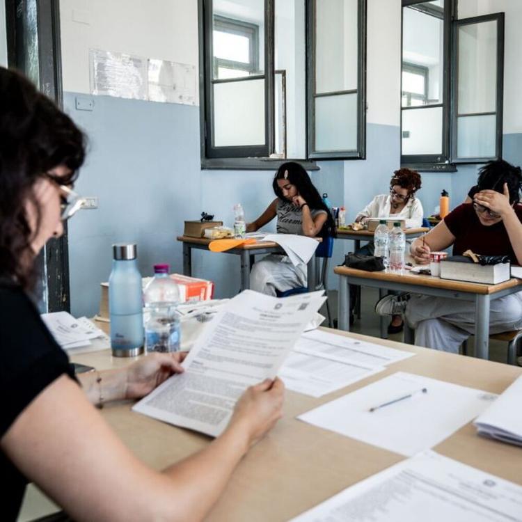 Boom di 100 e lode all'esame di Maturità, record al Sud