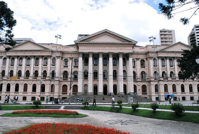 UFPR investiga ameaças de violência sexual contra alunas de Medicina