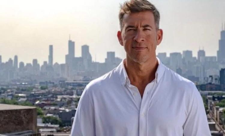 Greek American Alexi Giannoulias Launches Bid for Chicago Mayor