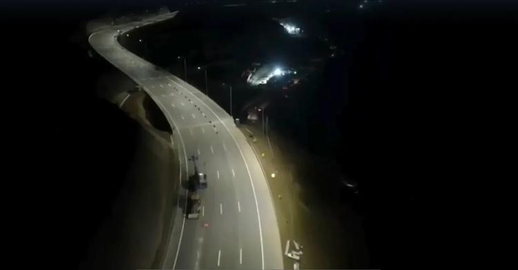Concessionária divulga imagens noturnas de trecho inaugurado na Serra das Araras