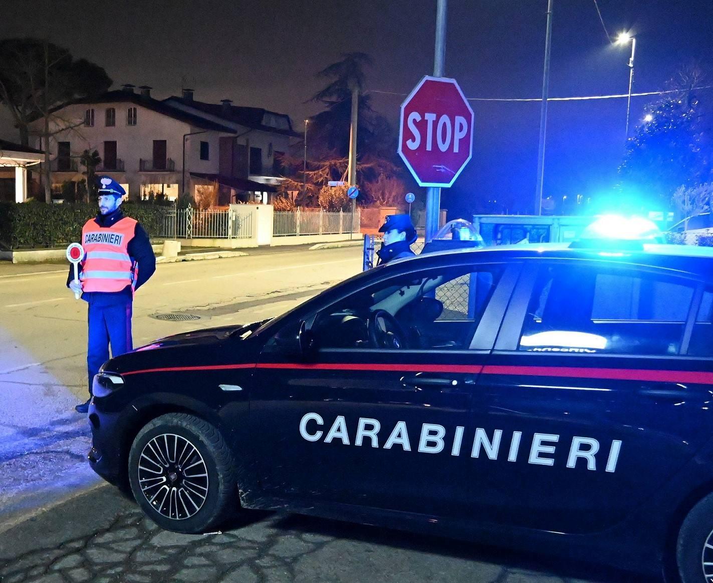 Controlli straordinari dei Carabinieri tra Marcianise e Orta di Atella: arresti e denunce