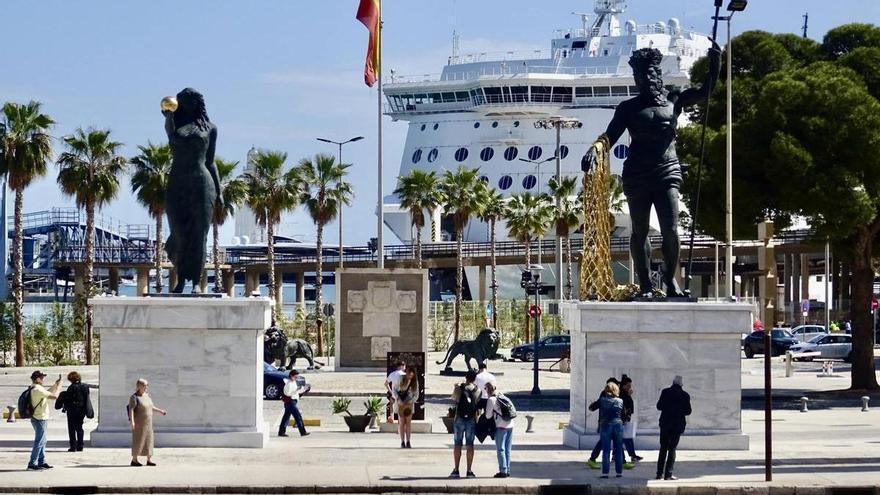 O estamos con Picasso o estamos con Ginés Serrán