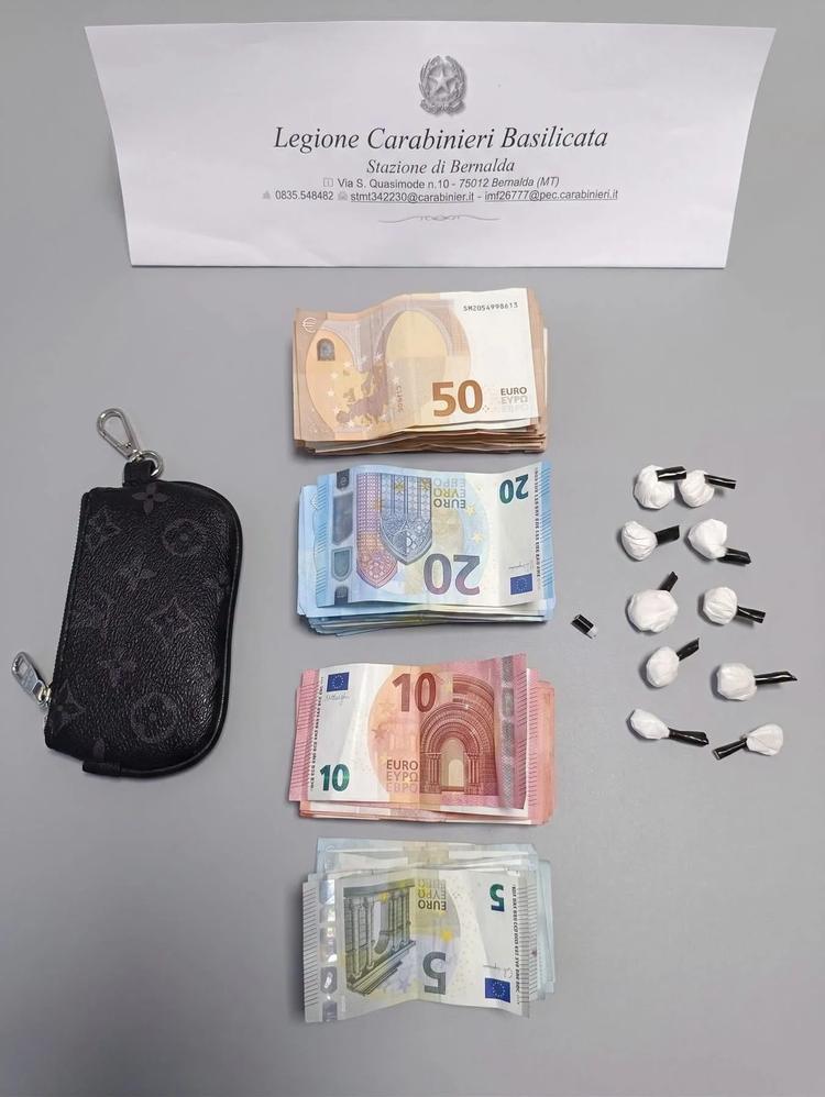 Bernalda, arrestato minorenne per spaccio di cocaina